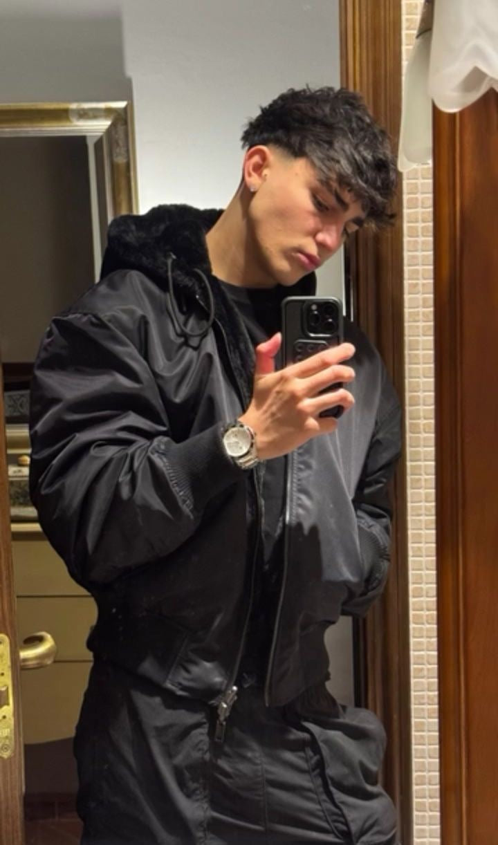 <em>Kerem Ö.</em>